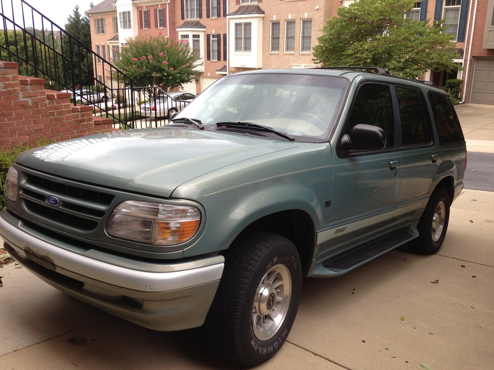 1996 Ford explorer trim #7