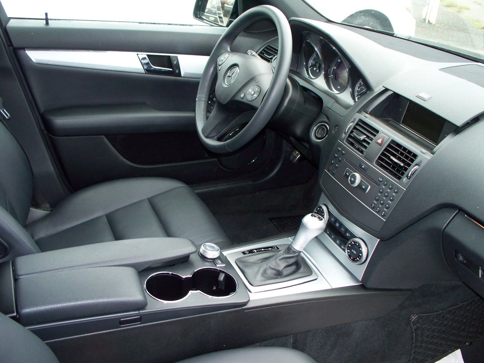 2011 Mercedes-Benz C-Class - Interior Pictures - CarGurus