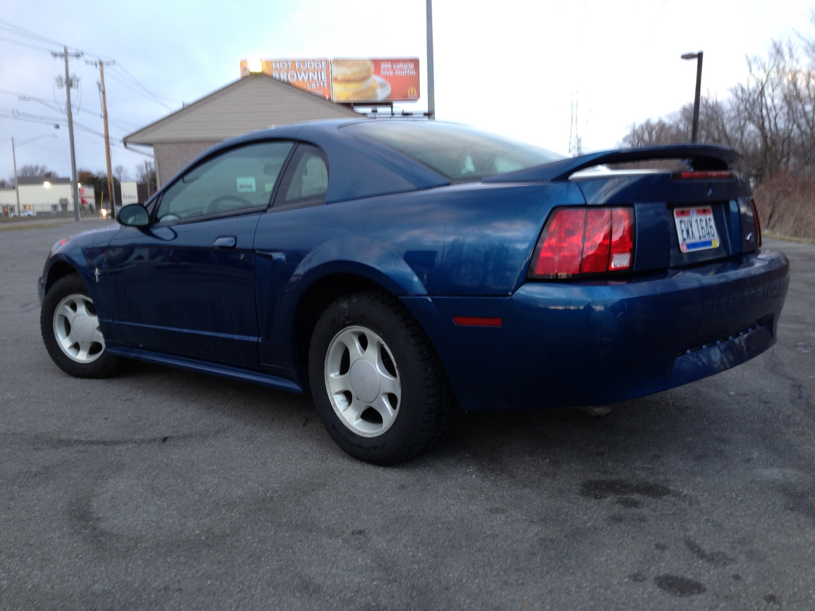 2000 Ford mustang base coupe #3