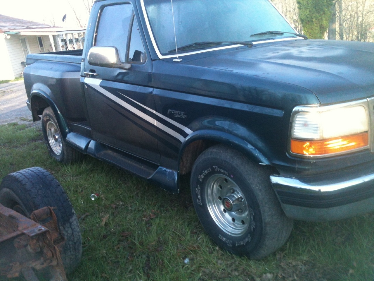 1995 Ford f150 bed size