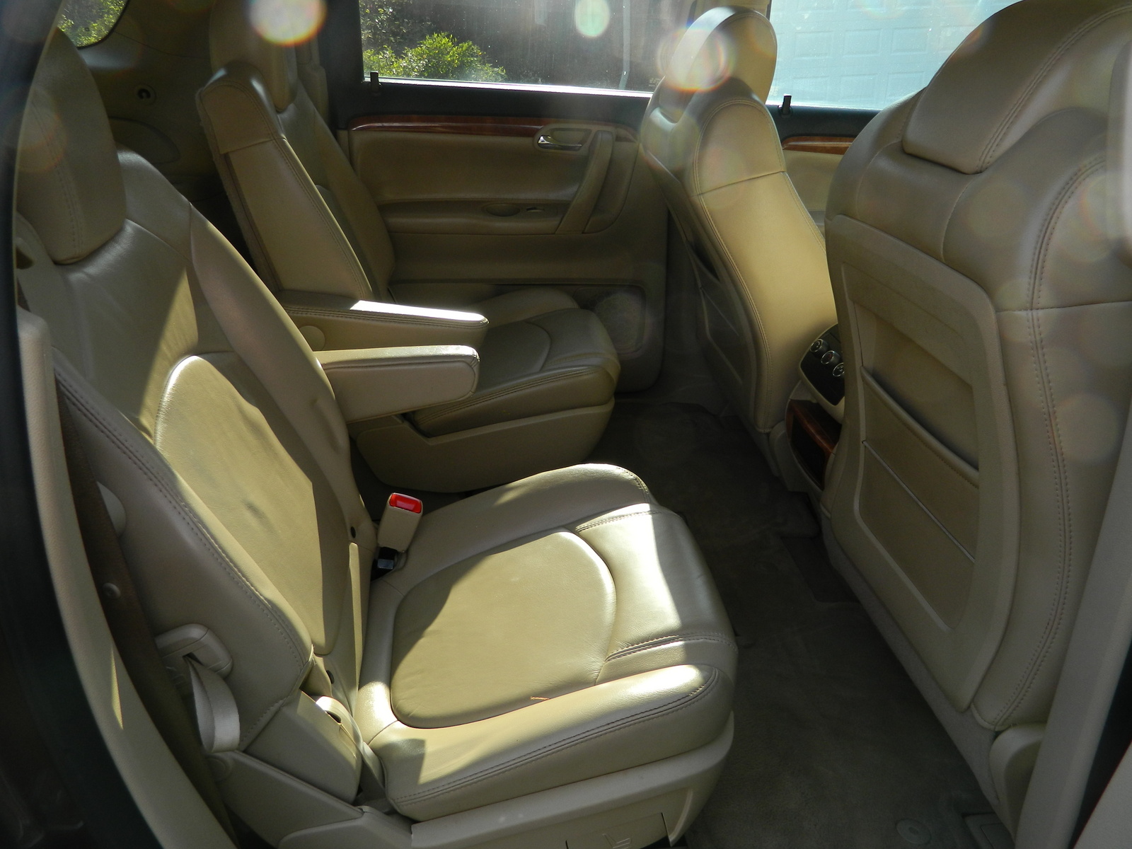 2008 saturn outlook interior pictures cargurus