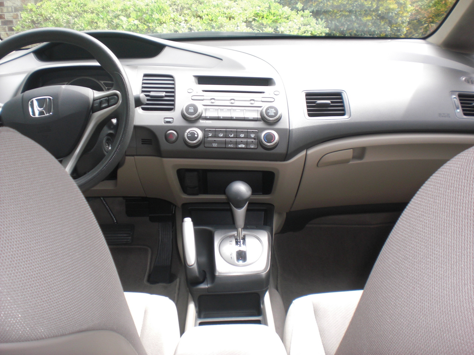 2011 Honda Civic - Interior Pictures - CarGurus