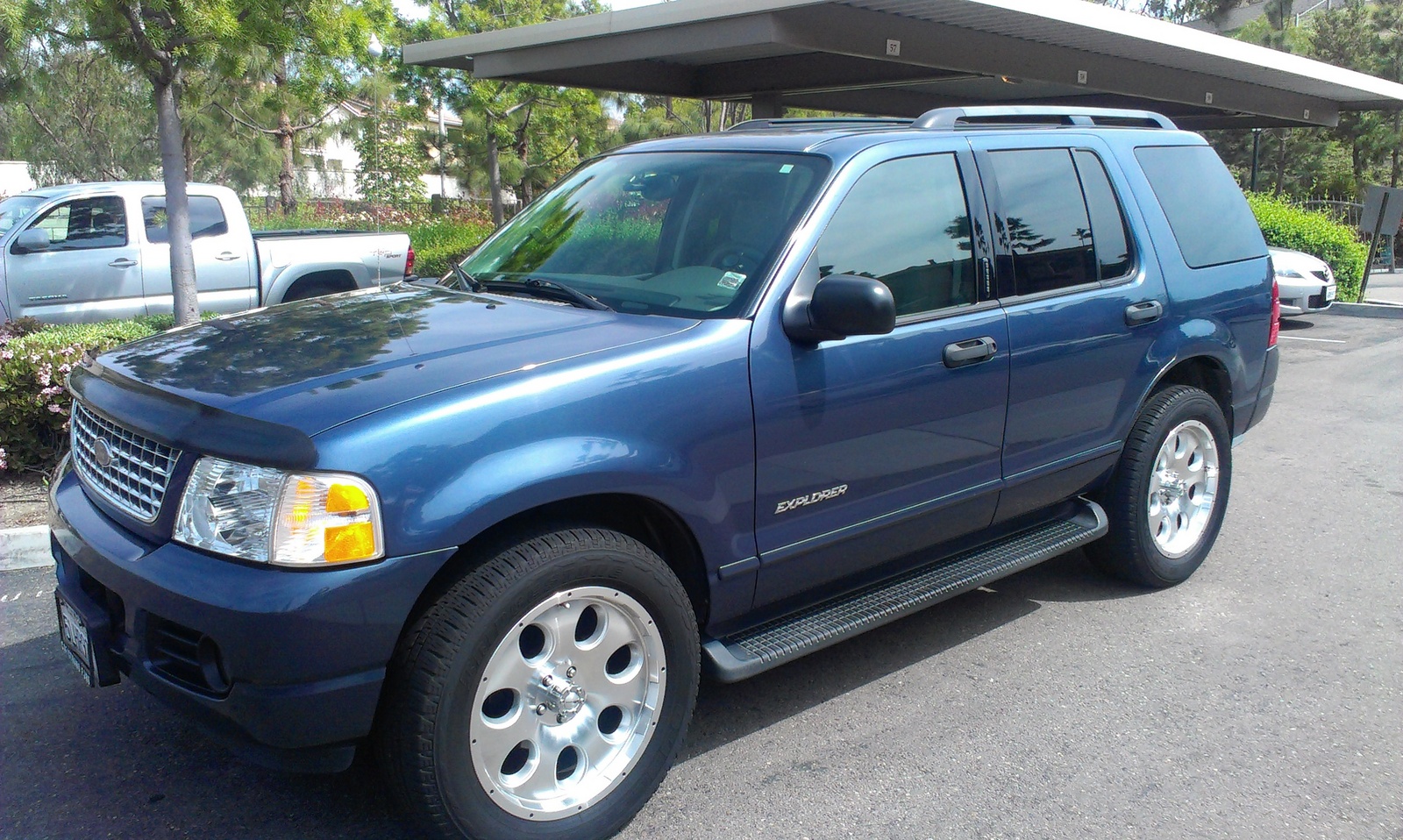 2004 Ford Explorer - Exterior Pictures - CarGurus