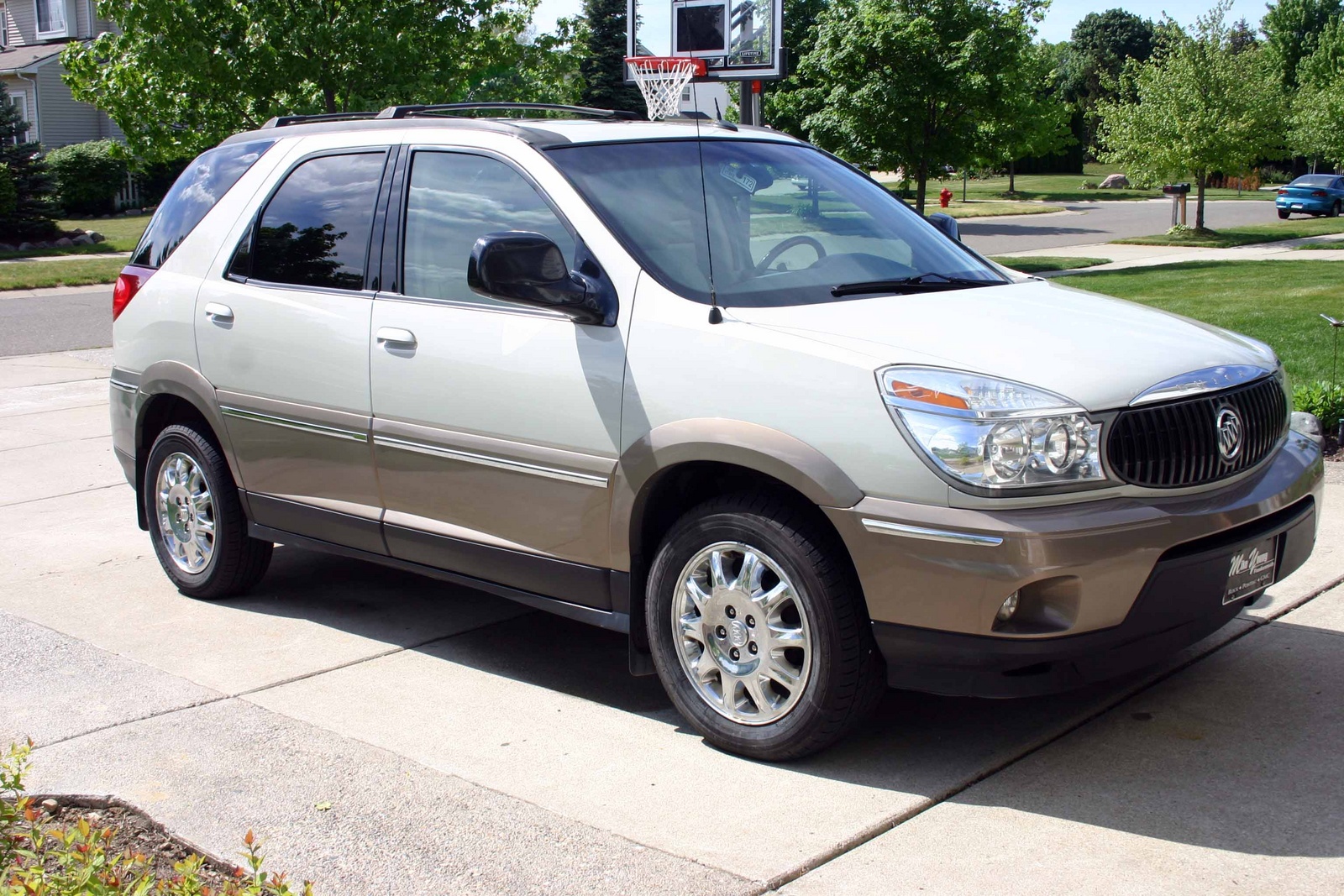 Buick rendezvous vs ford explorer #10