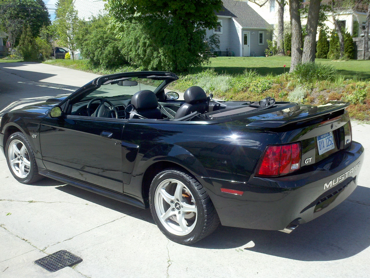 2003 Ford mustang gt deluxe convertible #3
