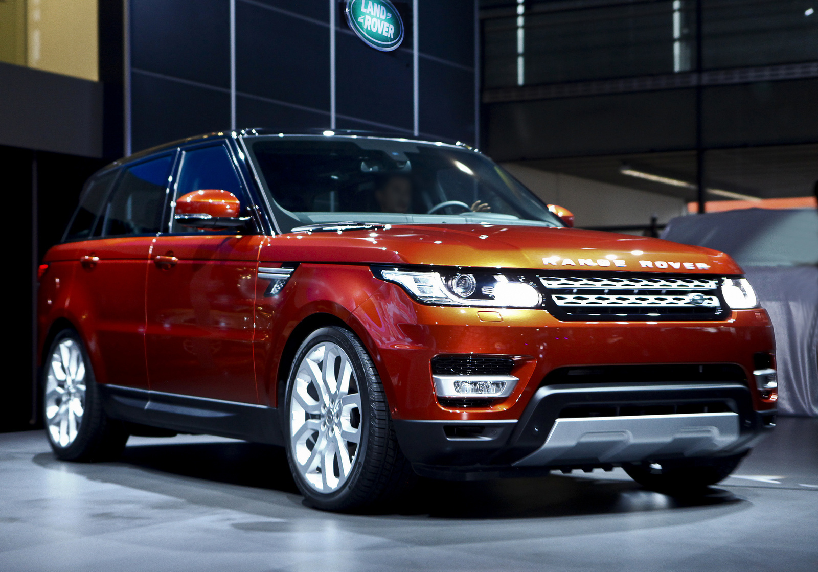 Range rover 2014 года