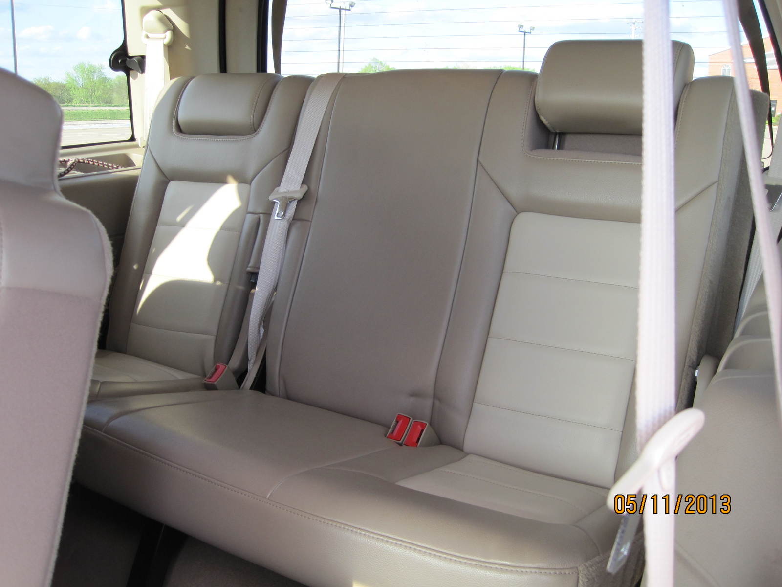 2004 Ford expedition eddie bauer interior