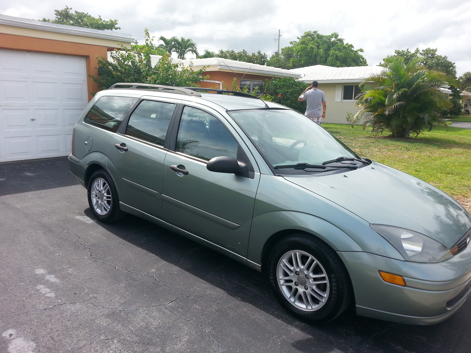 Форд универсал 2004. Ford Focus 2003. Ford Focus se 2003. Ford Focus Wagon 2002. Ford универсал 2003.