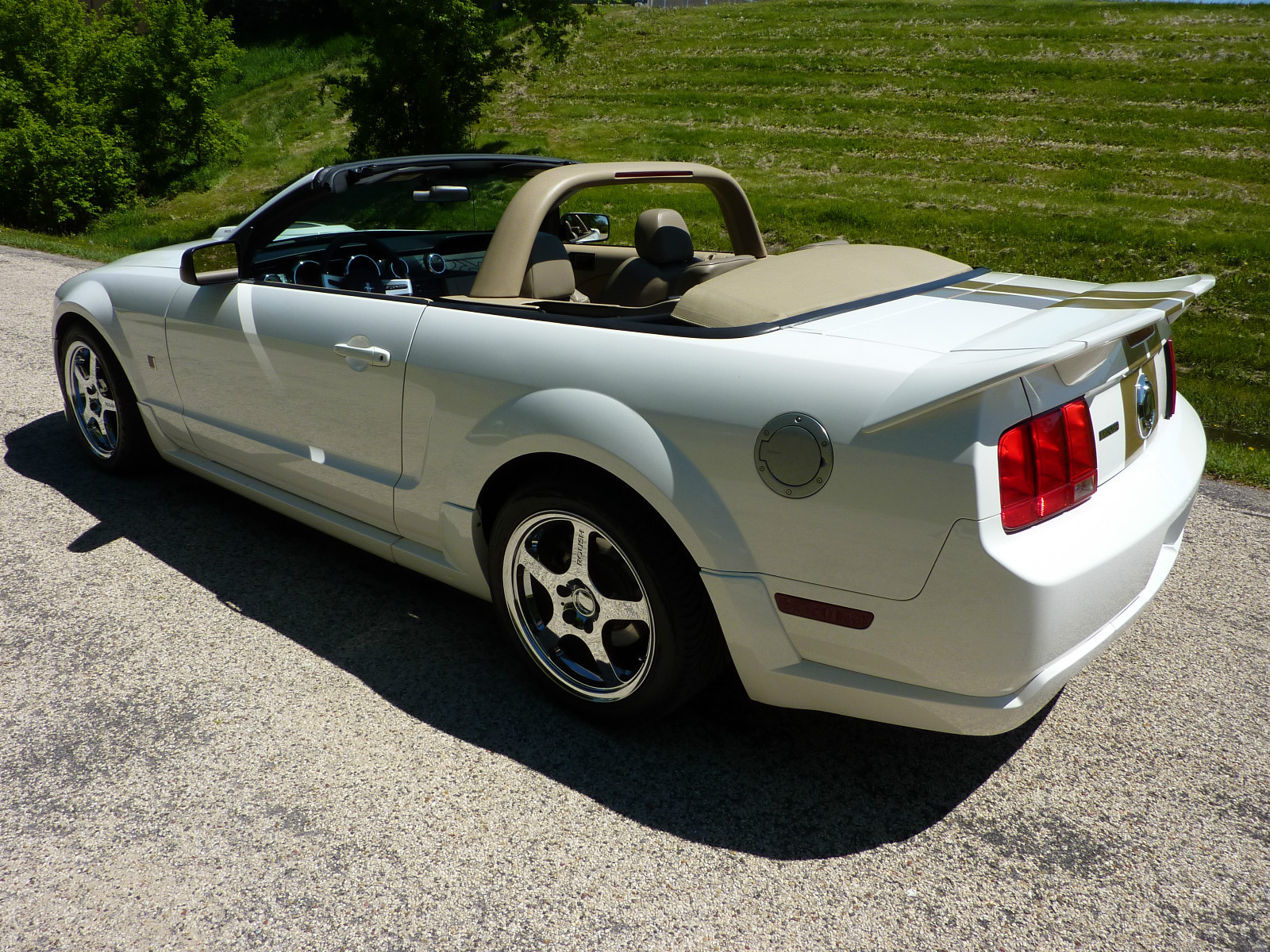 2007 Ford mustang v6 deluxe review #7