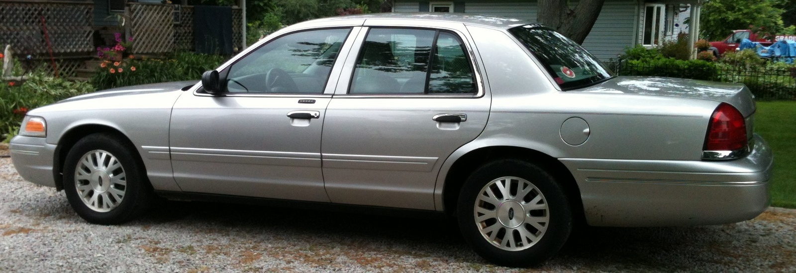 2004 Ford crown victoria magnesium #3