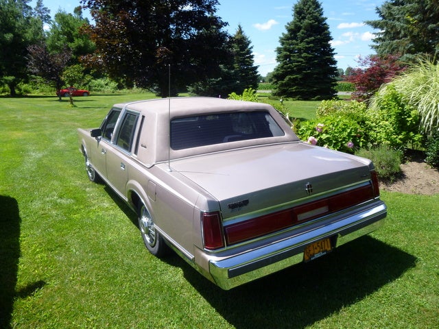 1986 Lincoln Town Car Pictures Cargurus