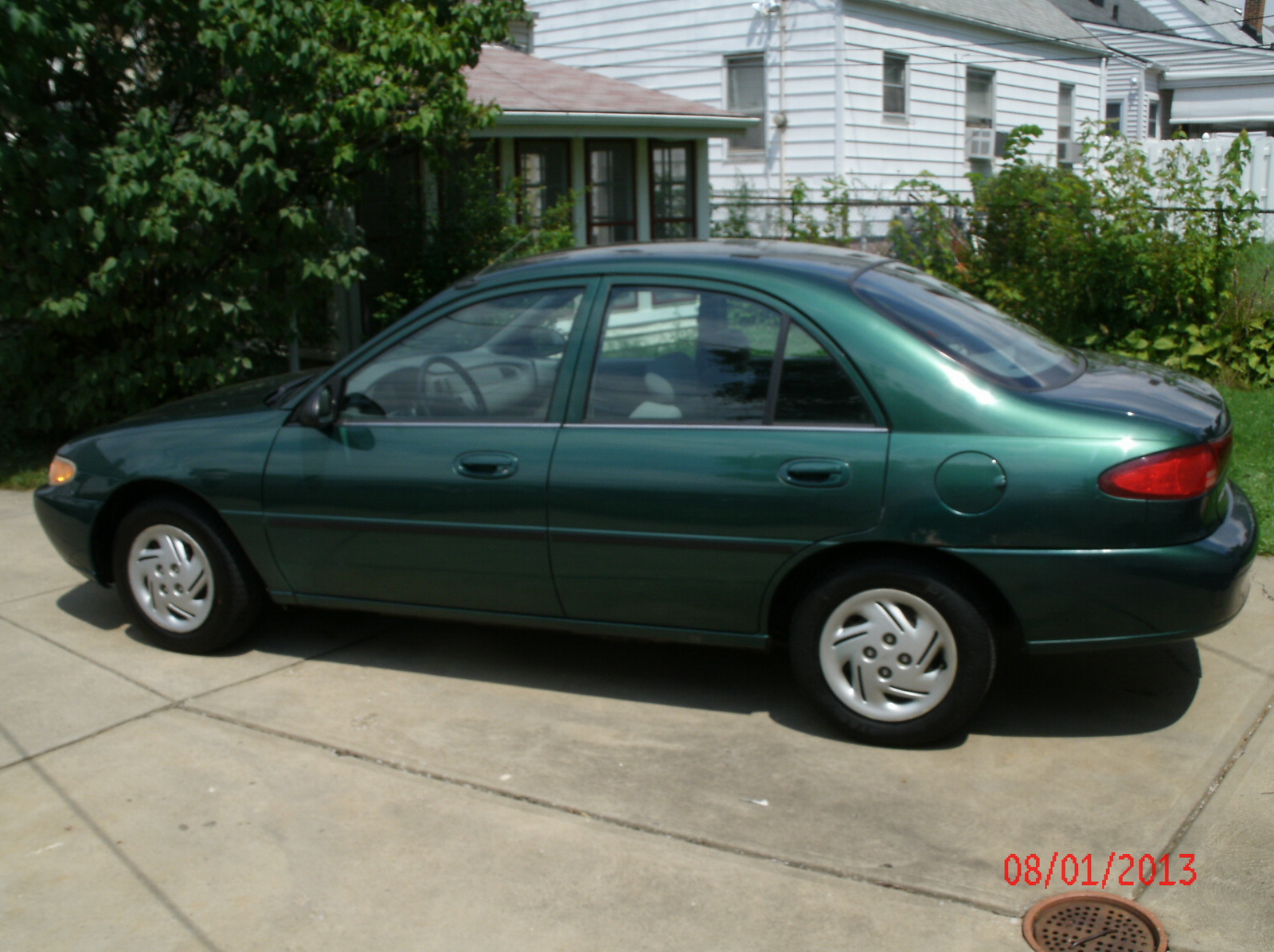 1999 Ford escort lx pictures