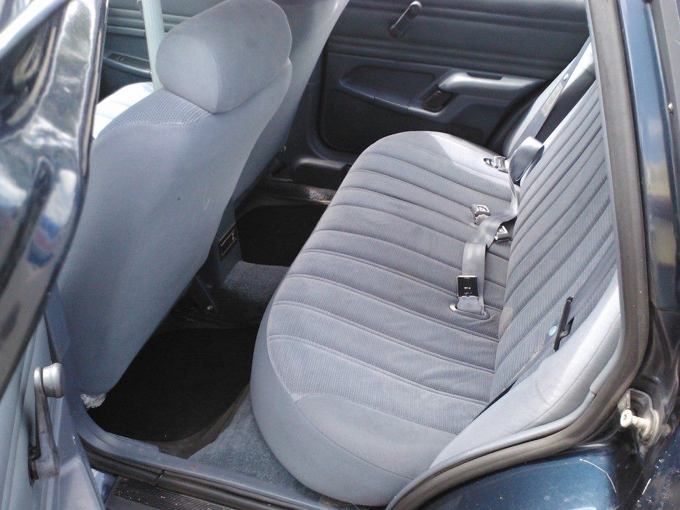 1993 Ford tempo interior