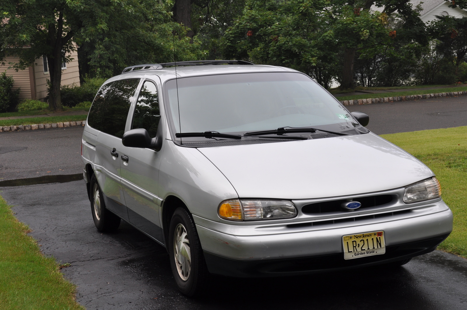 1996 Ford windstar lx minivan #10