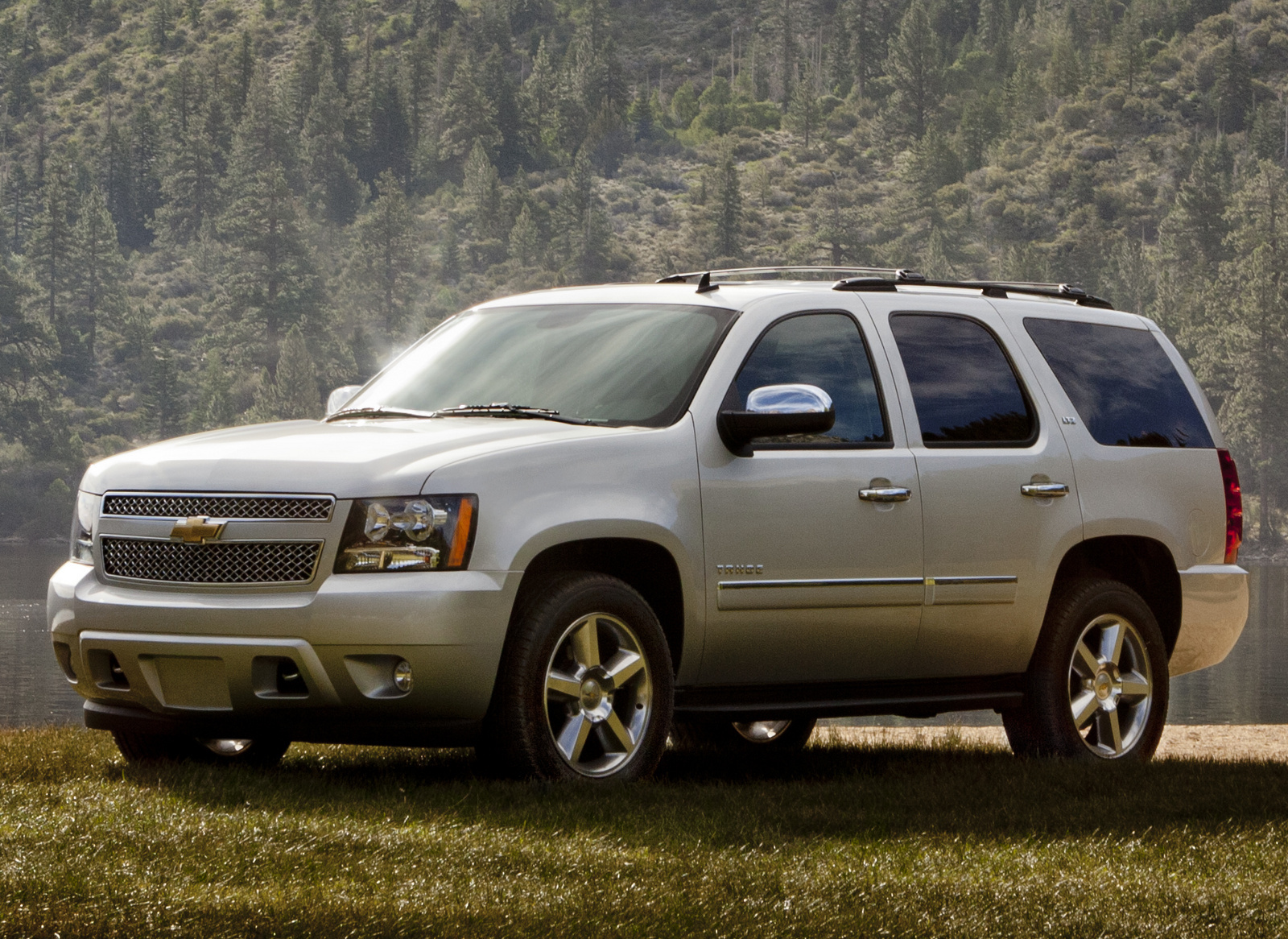 Chevrolet tahoe расход топлива