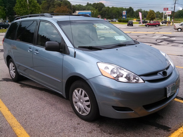 Toyota sienna 2008