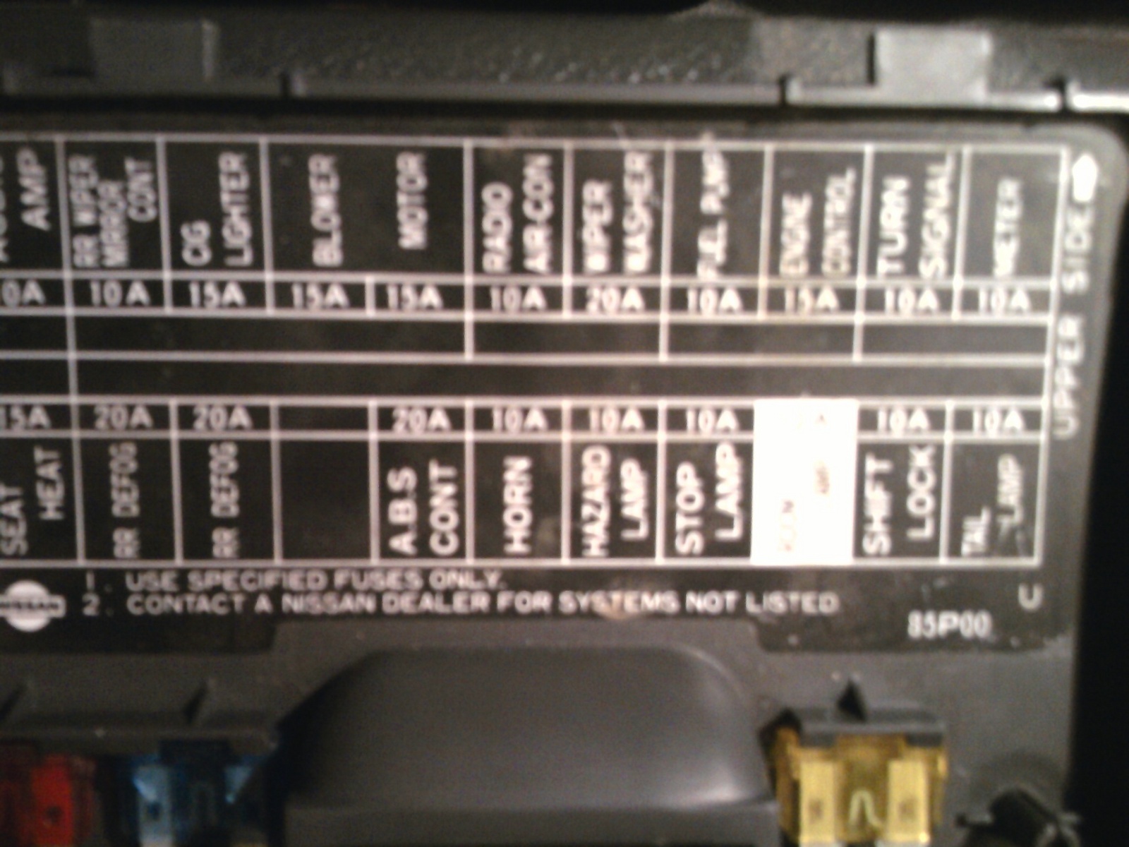 Nissan D21 Fuse Box