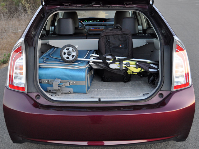 how many passengers in a toyota prius #2 how many passengers in a toyota prius #2