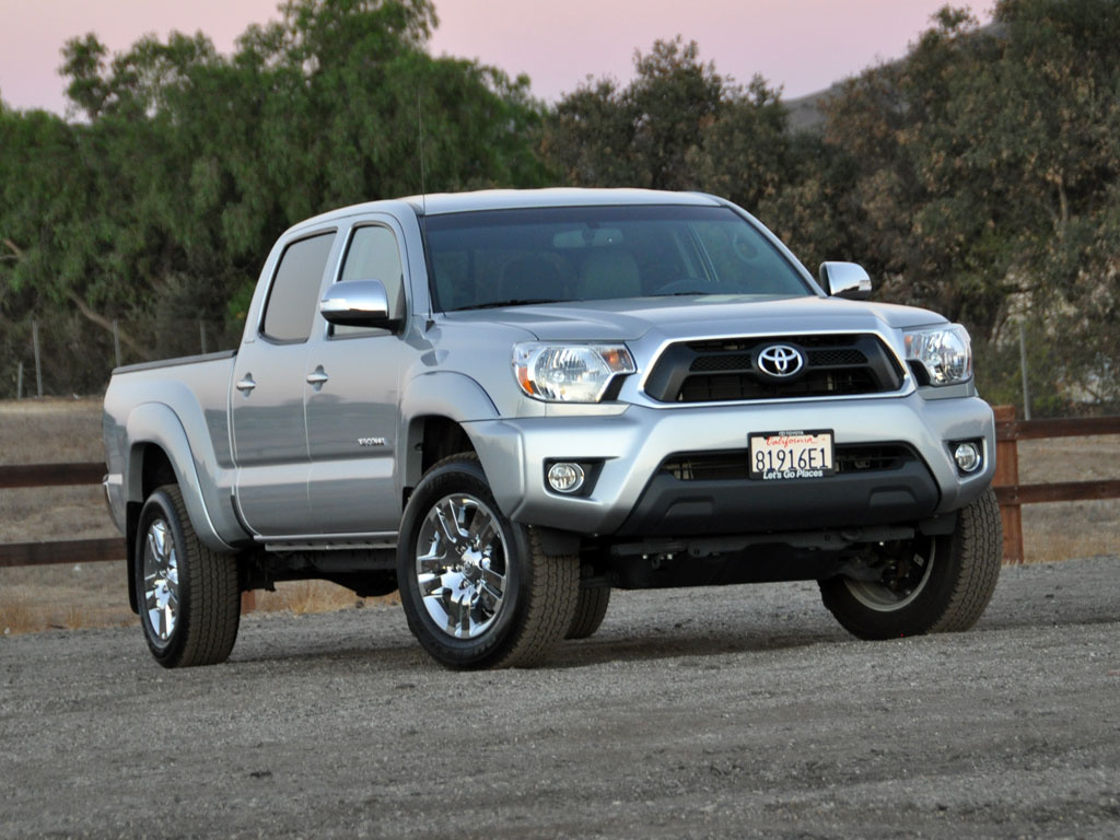 2013 Toyota Tacoma Test Drive Review - CarGurus