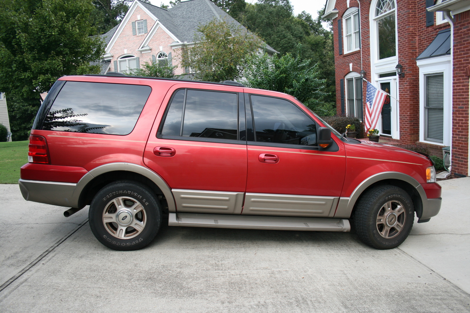 2003 Ford expedition plow