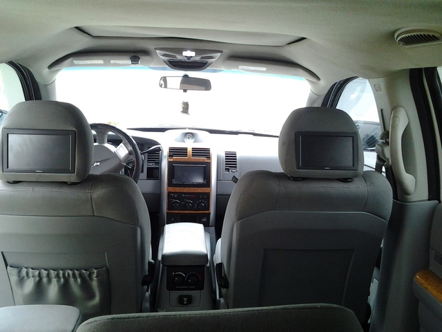 2007 Chrysler Aspen Pictures Cargurus