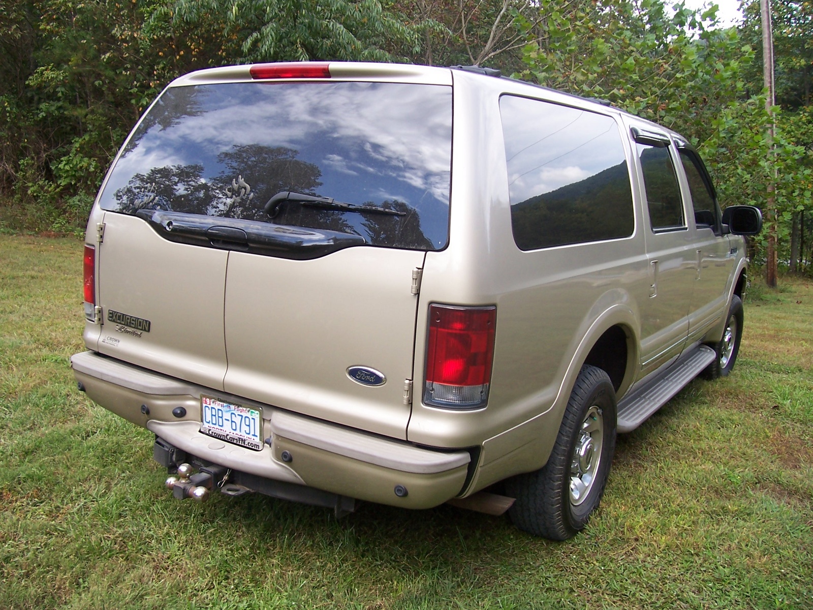2002 Ford excursion limited mpg