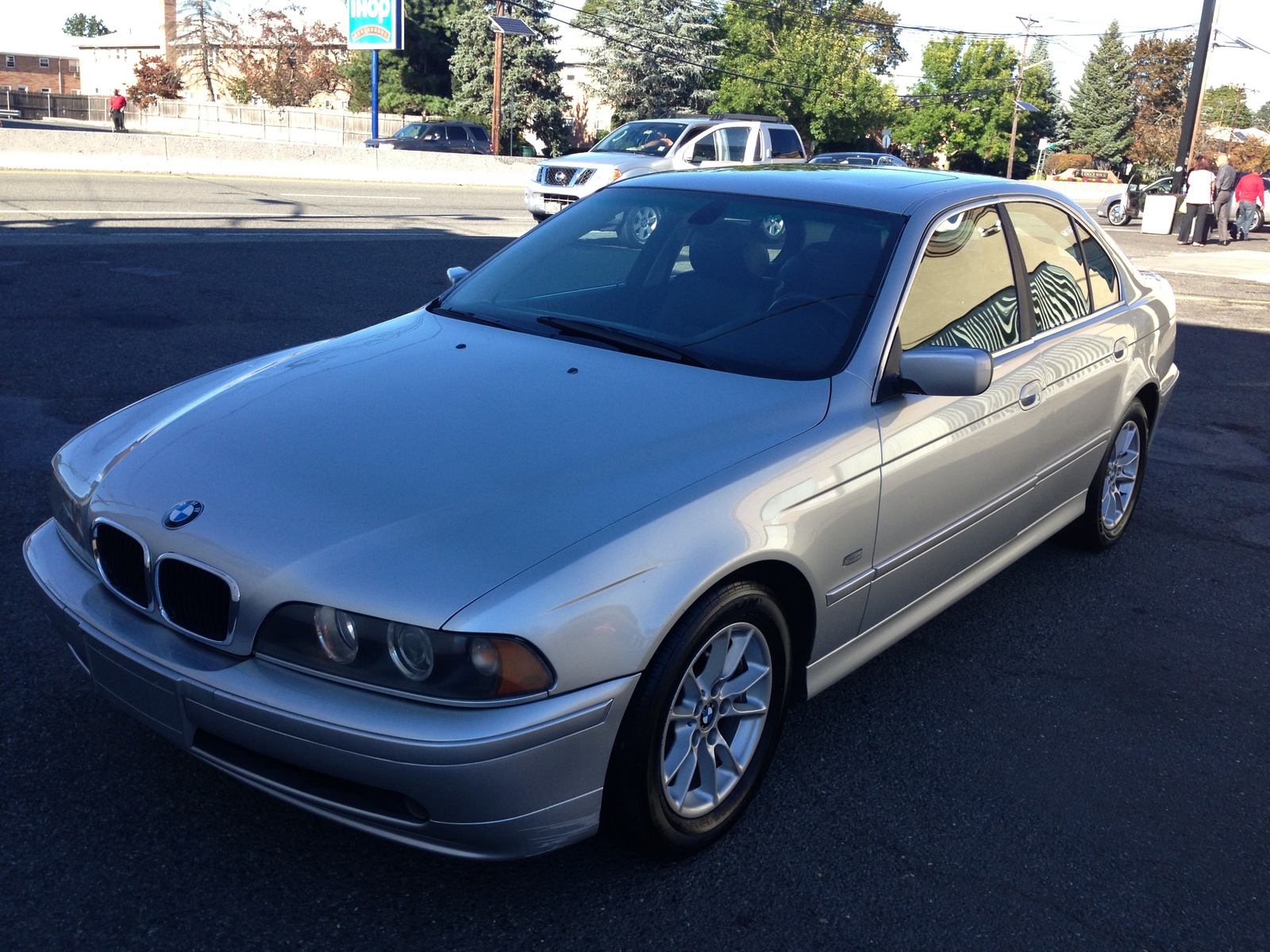 Бмв 525i 2001 год Sarma-Auto.ru