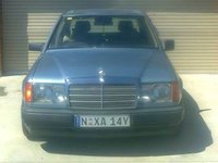 1986 Mercedes-Benz 280 Overview 1986 Mercedes-Benz 280 Overview