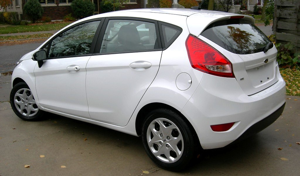 2012 Ford fiesta review canada