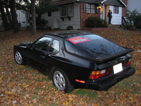 944 944