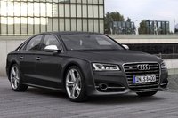 2014 Audi S8 Overview