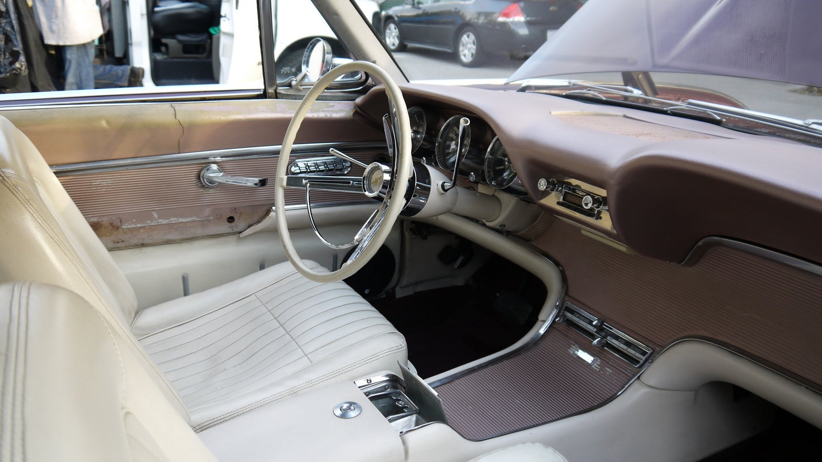 1962 Ford thunderbird interior colors