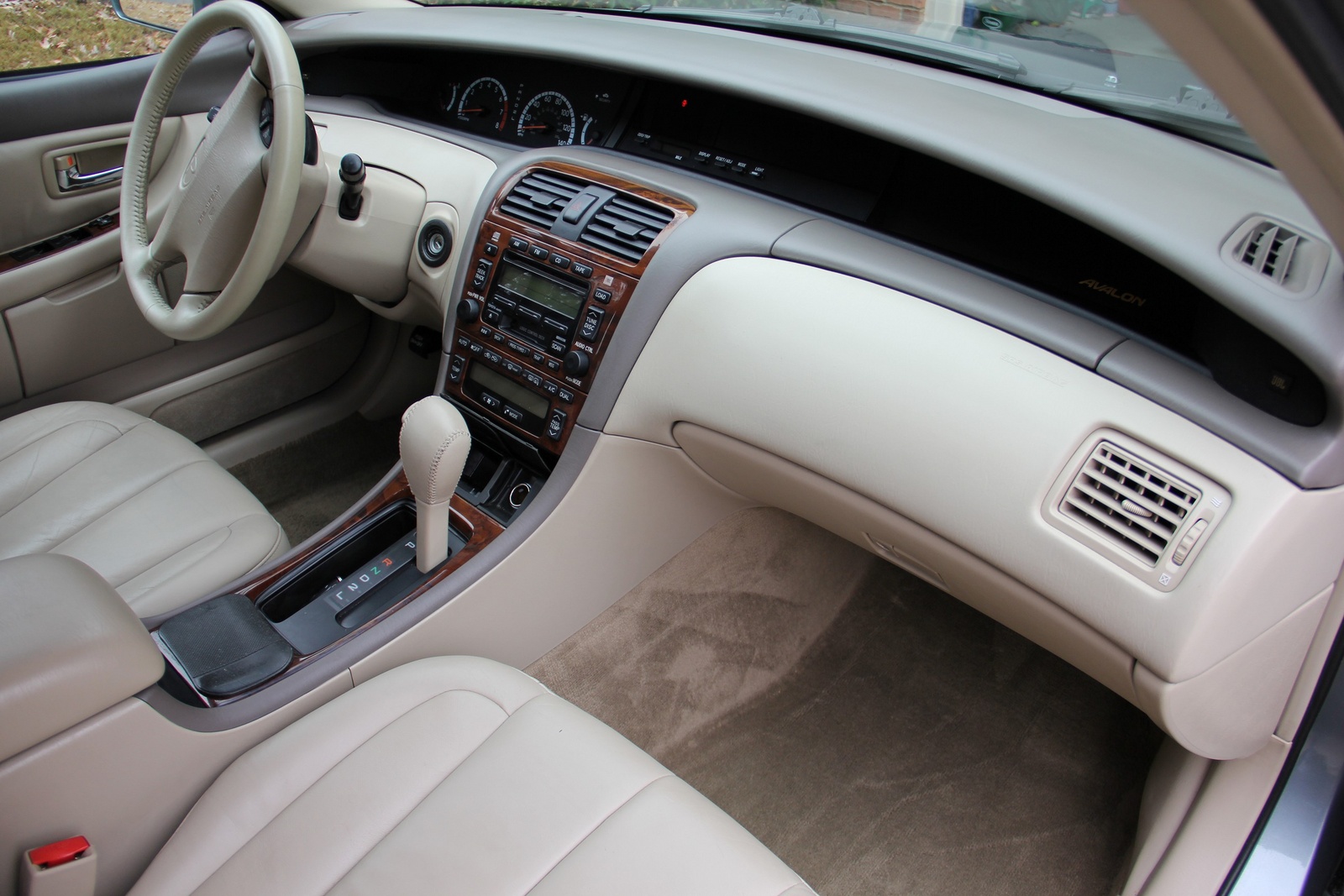 Toyota Avalon 2001 Interior