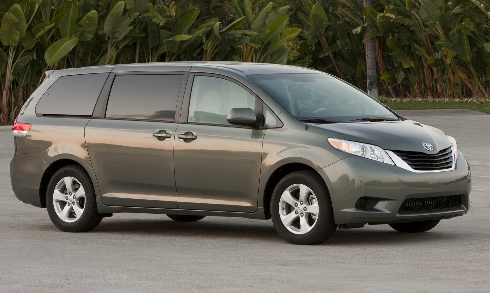 2014 Toyota Sienna Test Drive Review 