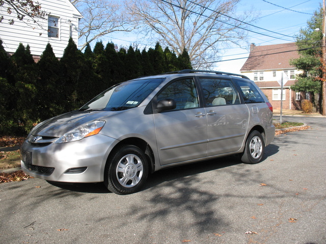 Toyota sienna 2006