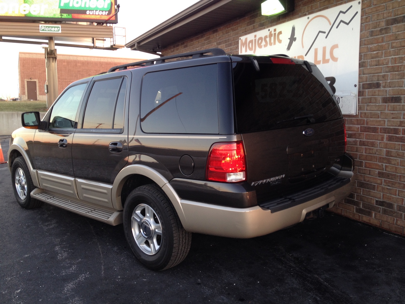 2006 Ford expedition eddie bauer king ranch #9