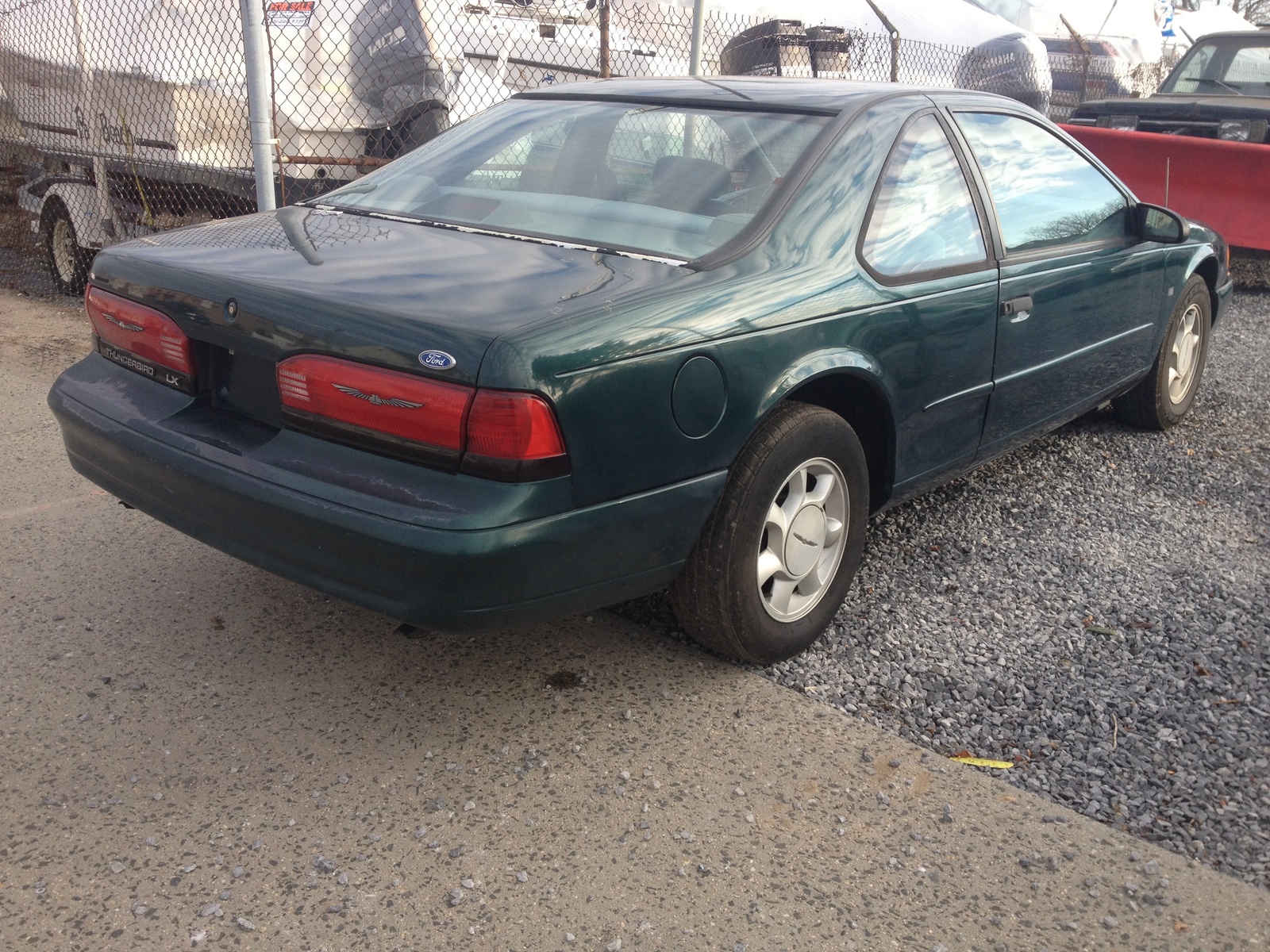 1986 Ford thunderbird engine specs
