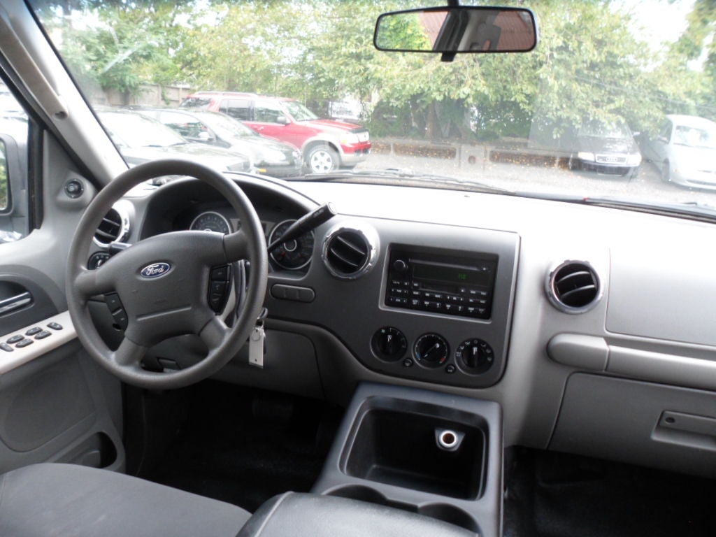 2005 Ford expedition interior pictures #3