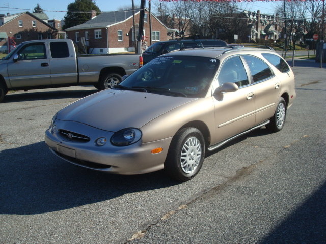 1999 Ford taurus wagon review