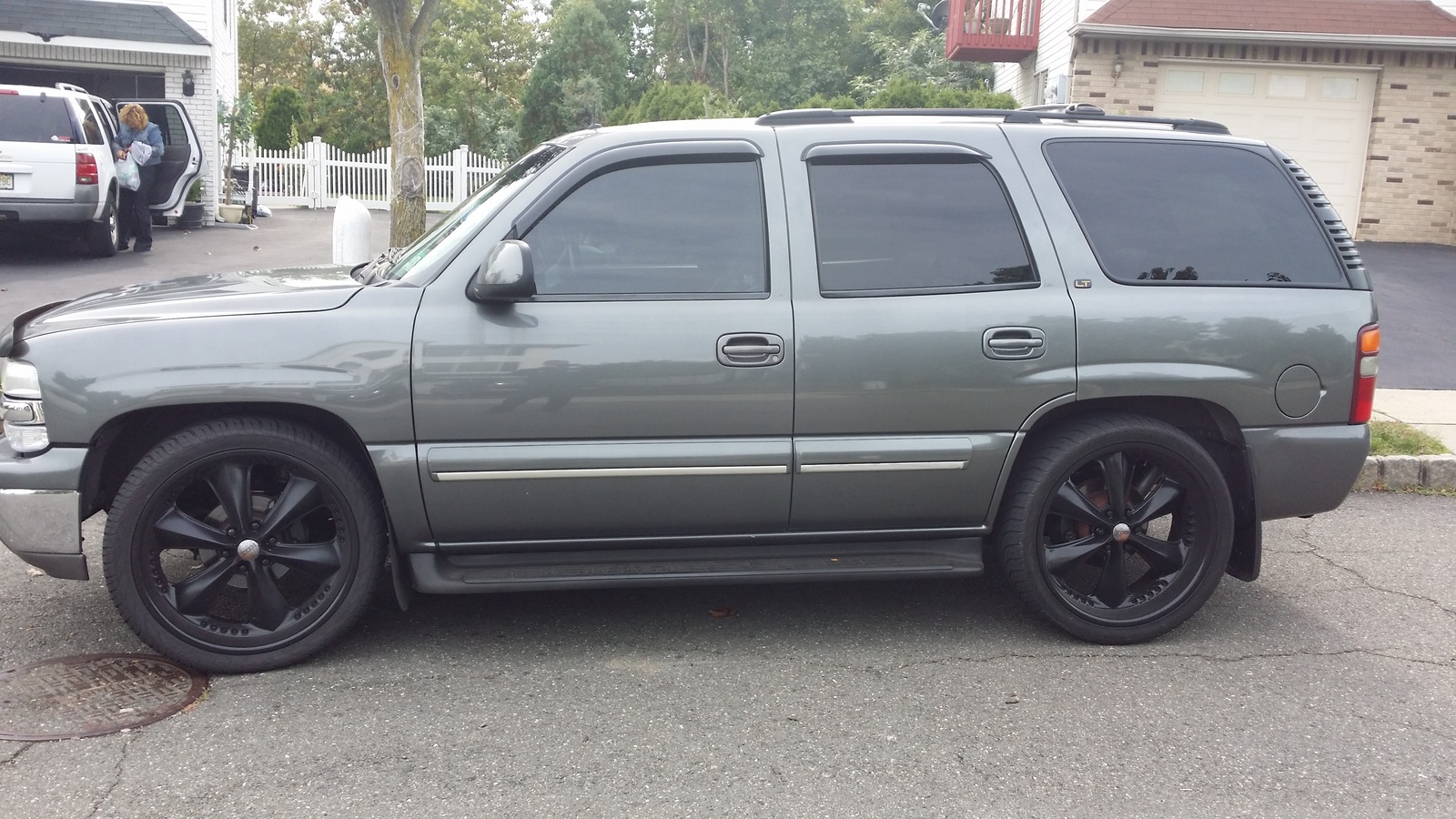 2002 Chevrolet Tahoe - Pictures - CarGurus