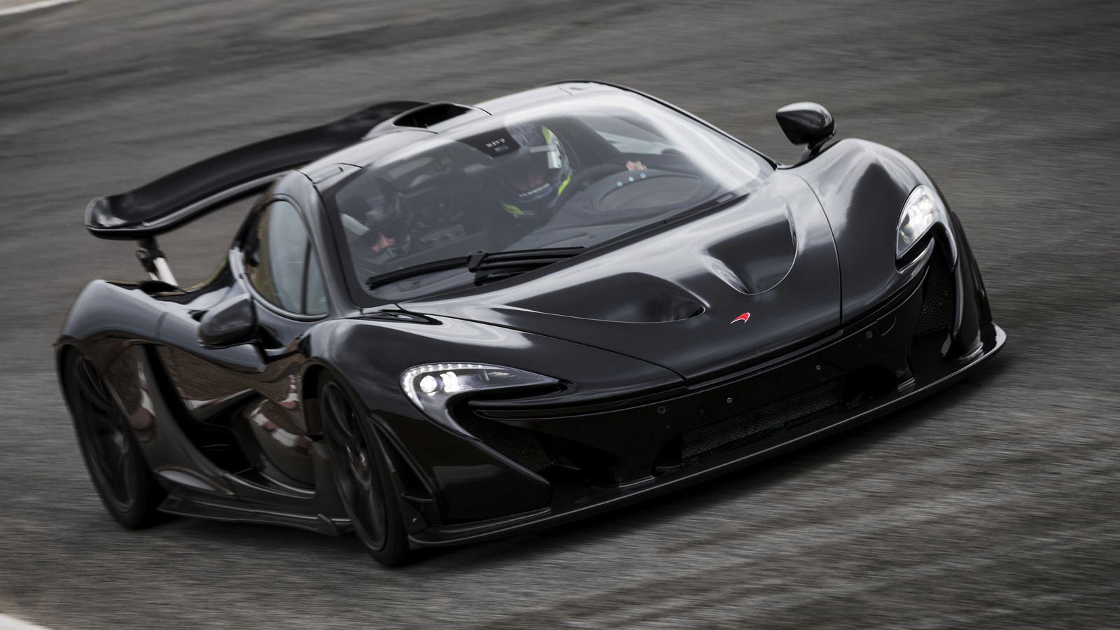 2014 McLaren P1 