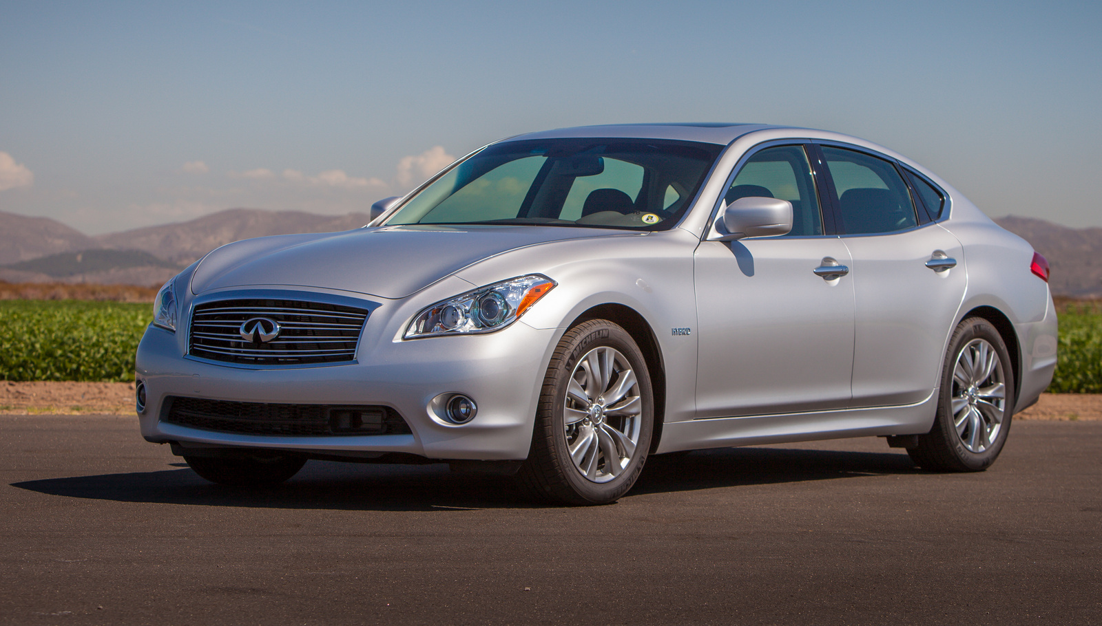 2014 INFINITI Q70 Test Drive Review - CarGurus