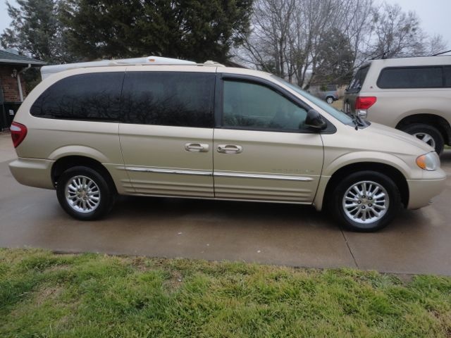 2001 Chrysler Town & Country - Pictures - CarGurus