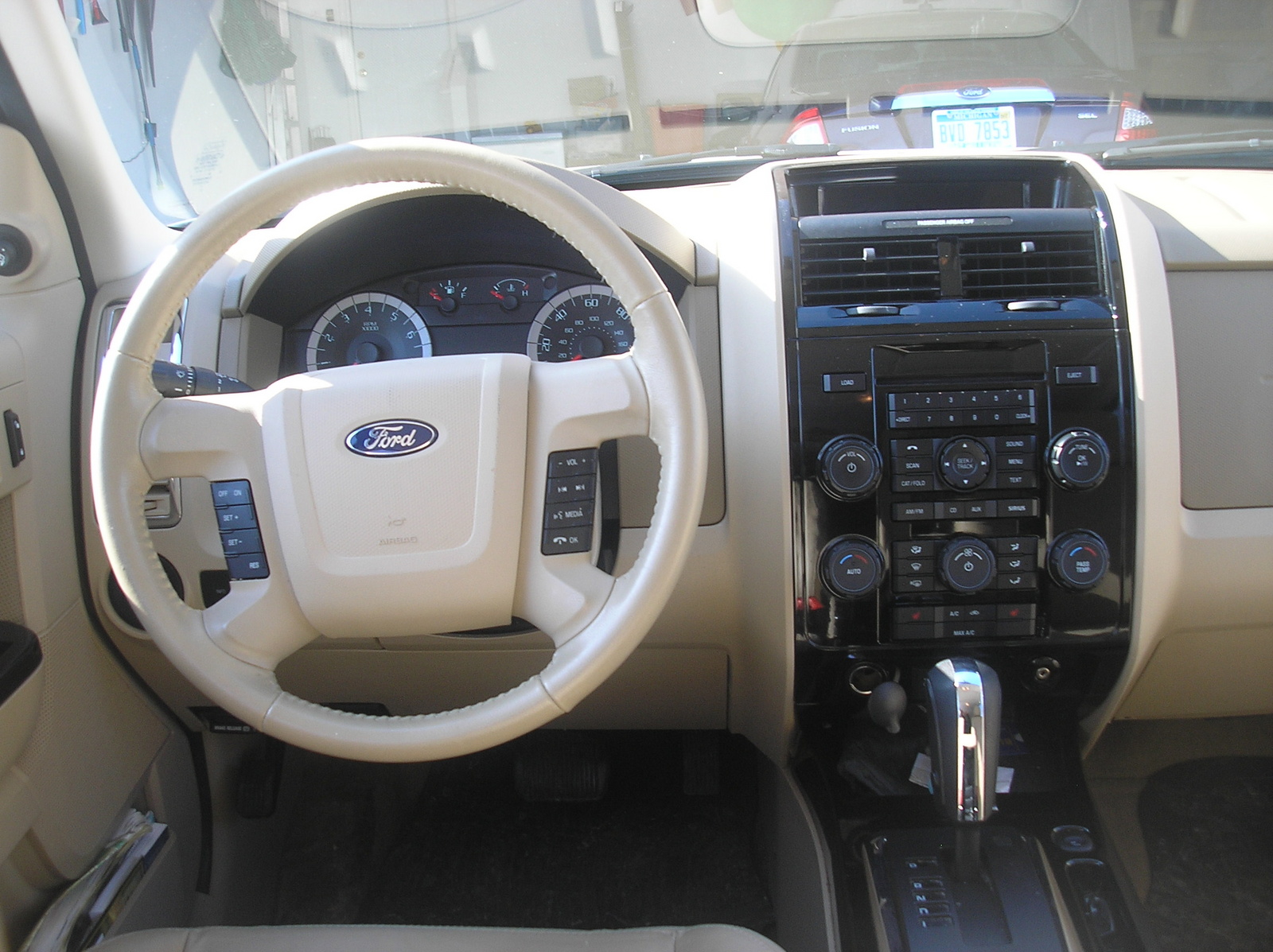 Rate the 2011 ford escape #9