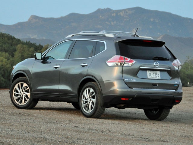 2014 nissan rogue sv review