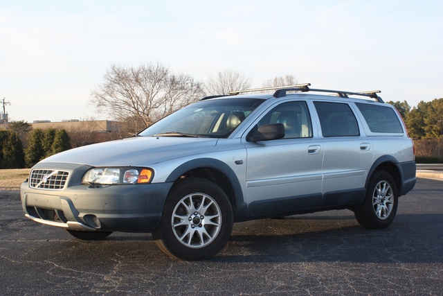 Volvo xc70 cross country