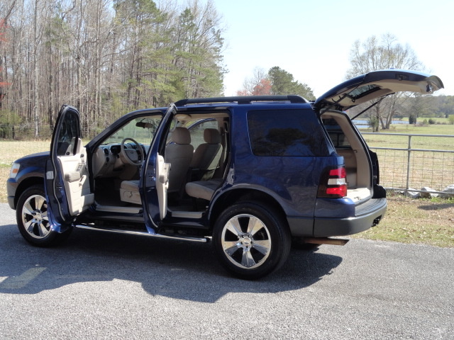 How much weight can a 2012 ford explorer pull