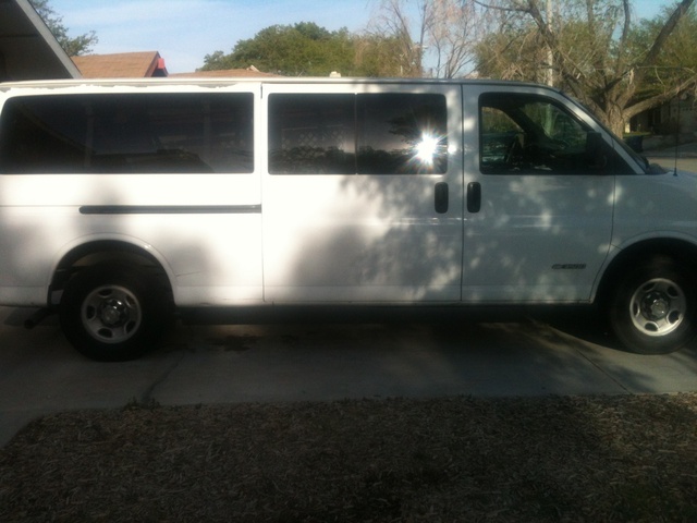 2005 chevrolet express extended cargo van