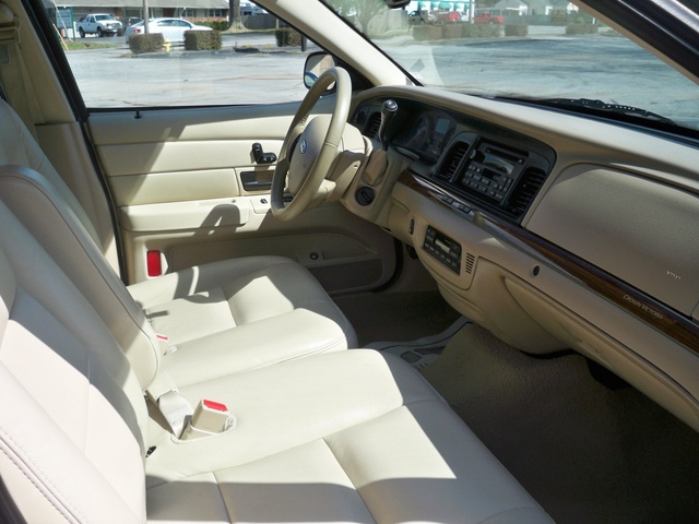 2007 Ford Crown Victoria - Pictures - CarGurus