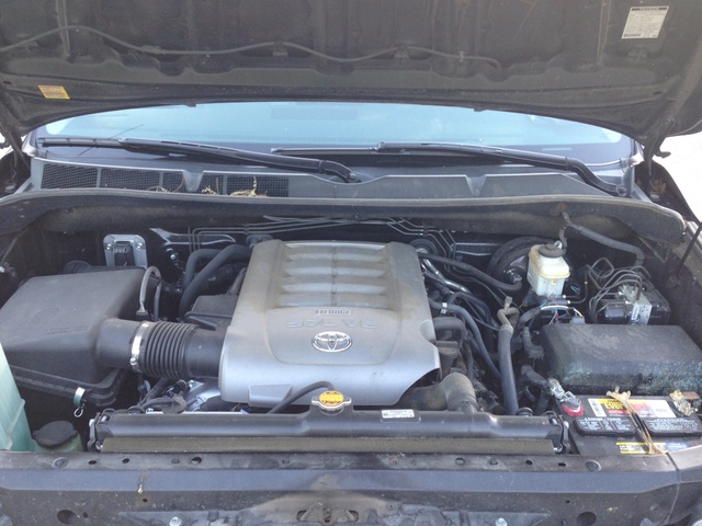 2010 Toyota Tundra Test Drive Review - CarGurus